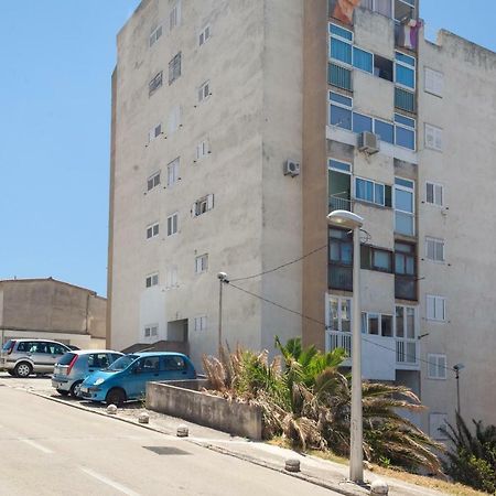 Apartment Dolores Makarska Bagian luar foto