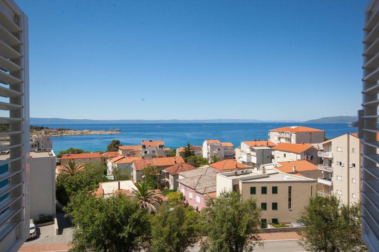 Apartment Dolores Makarska Bagian luar foto