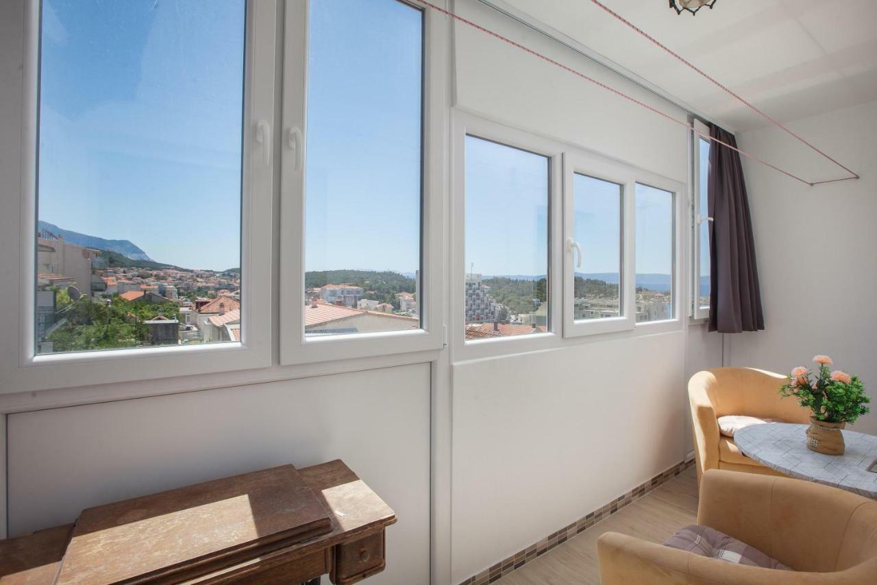 Apartment Dolores Makarska Bagian luar foto